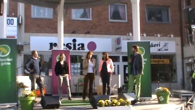 Gustav Fridolin med Supertrion tal I Västerås смотреть онлайн