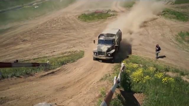 ТРЕКОЛ ПРЫЖКИ смотреть онлайн