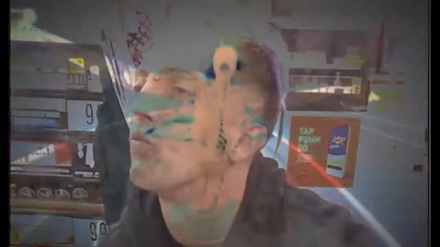 Maynard James Keenan on acid смотреть онлайн
