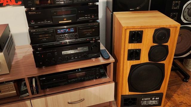 Кассетная дека Aiwa AD-WX929E смотреть онлайн