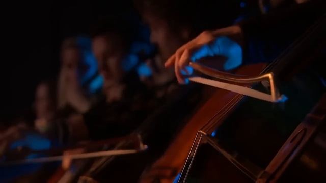 Chris Martins Tribute to George Michael A Different Corner at the 2017 Brit Awards Feb 22, 2017 смотреть онлайн
