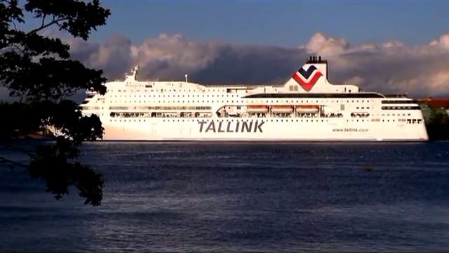 Tallink  Паром ROMANTIKA уходит  из Риги в Стокгольм