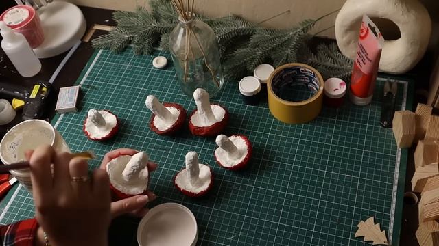 DIY Ёлочные украшения СВОИМИ РУКАМИ - ПРОСТО и КРАСИВО смотреть онлайн