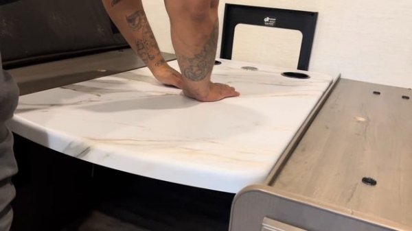 Family RV | 2025 Thor four winds 25V Walkthrough & Instructional Video