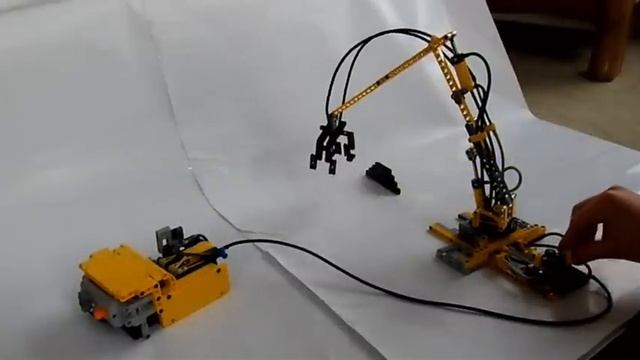 Lego Technic automatic compressor(I) смотреть онлайн
