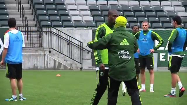 Preseason 2012: 9v9 and more смотреть онлайн