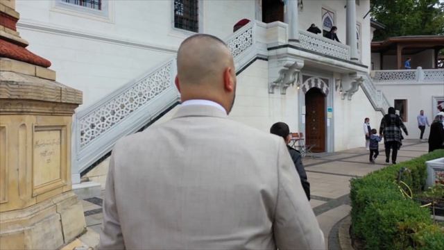 Beschneidungsfeier von Tugra👳🏼♀️✂️ in Berlin-Sehitlik Moschee смотреть онлайн