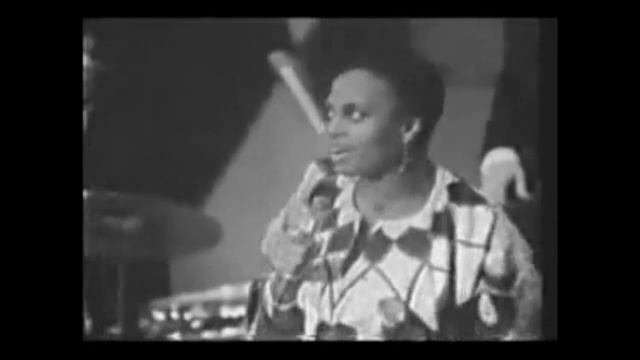 Miriam Makeba - Pata Pata - HQ