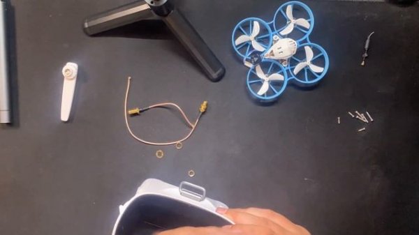 В мир FPV: Замена антен на дроне Meteor75 Pro, есть ли в этом смысл I Мой неудачный опыт в FPV