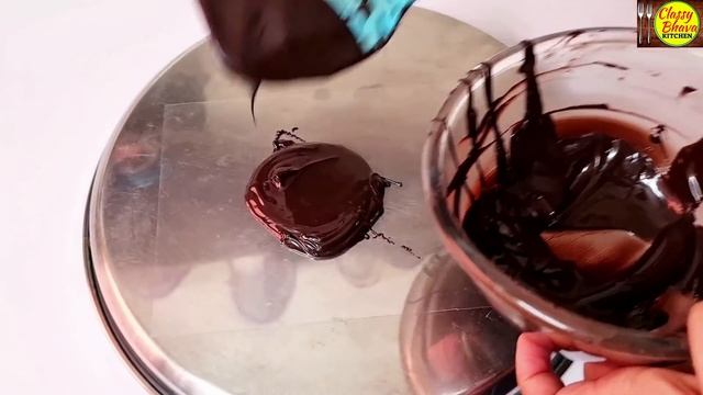 Homemade Chocolate Garnishing | केक सजाने के लिए 7 तरीके के चॉकलेट गार्निशिंग बनाने का आसान तरीका смотреть онлайн