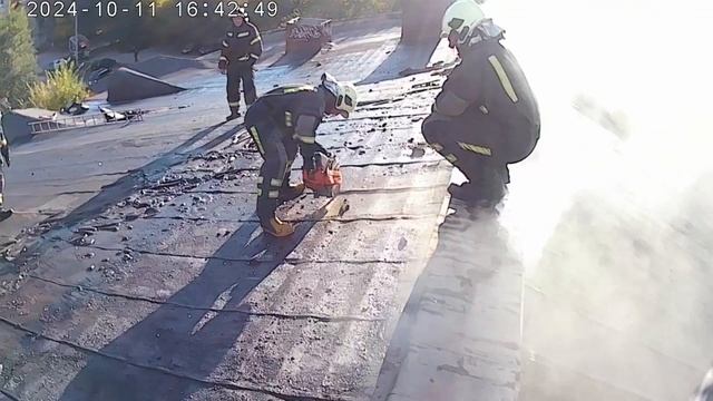 тушение крыши кинотеатра Юность