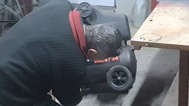Kompresor Einhell Euro 8/24 смотреть онлайн