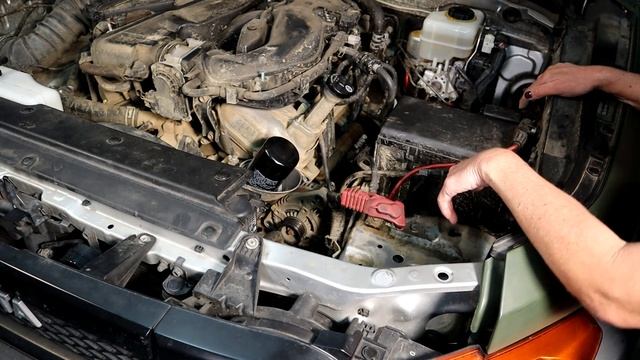 How To Replace A Toyota FJ Cruiser Alternator! смотреть онлайн