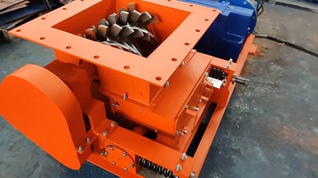 Дробилка двухвалковая зубчатая ДШЗ-2-250 (Тула) смотреть онлайн