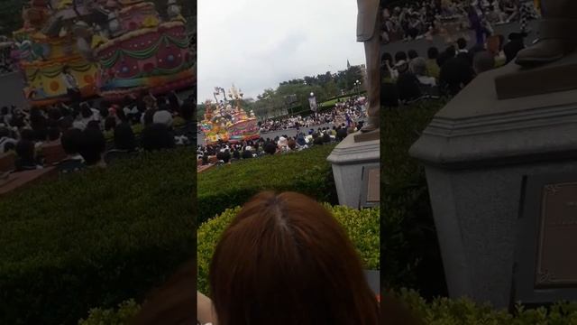 Was taken last year in Disney land Tokyo, смотреть онлайн