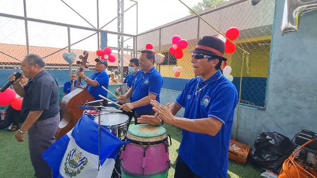 Suscriptores Salazar Juan Y Morena Celebran a Las Madres смотреть онлайн