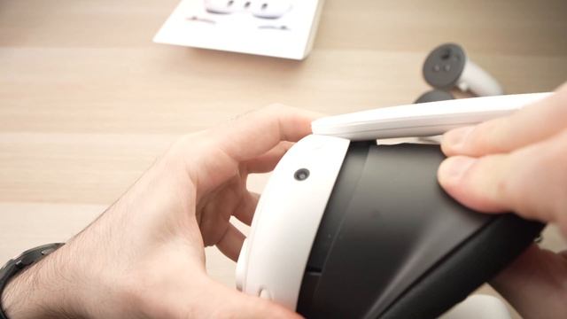 How To Wear Eyeglasses With The Meta Quest 3