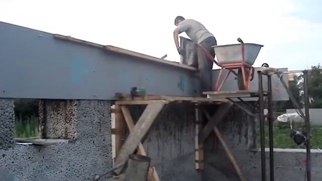 Самодельный подьемник 2метра на строительстве дома смотреть онлайн