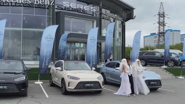 Seres Aito мои впечатления: тест-драйв китайских паркетников Seres Aito M5 и M7 + шоу презентация