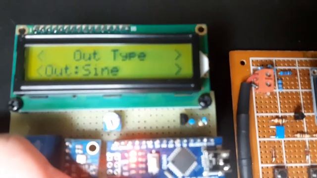 Функционален генератор базиран на Arduino смотреть онлайн
