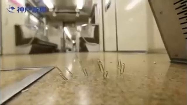 скрепки в вагоне метро / rttv / смотреть онлайн