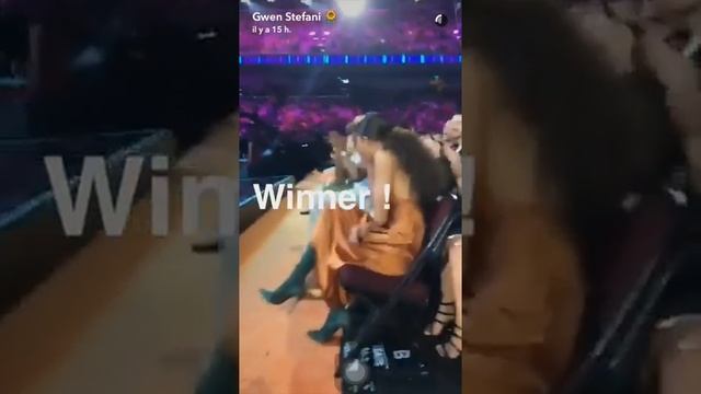 Gwen Stefani at KIDS' CHOICE AWARDS 2017 - snapchat - march 11 2017 смотреть онлайн