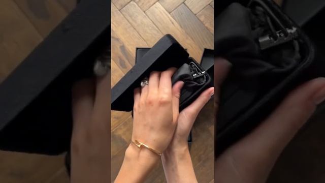 ASMR unboxing of our tortoise sunglasses collection. Lexxola | Unisex eyewear built for city life. смотреть онлайн