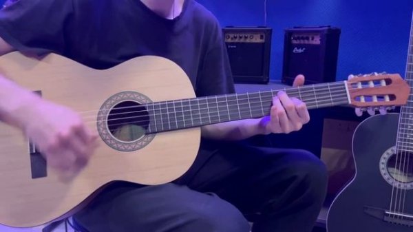 Гитара Yamaha C40M