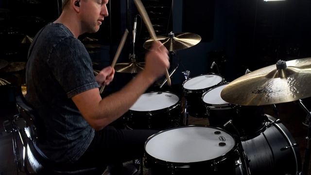4 - Playing Your First Song смотреть онлайн