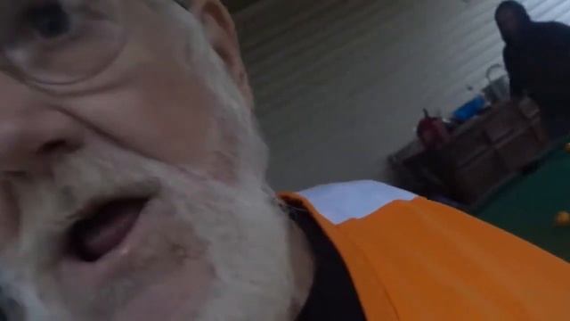 ЗЛОЙ ДЕД СЛОМАЛ КИЙ смотреть онлайн