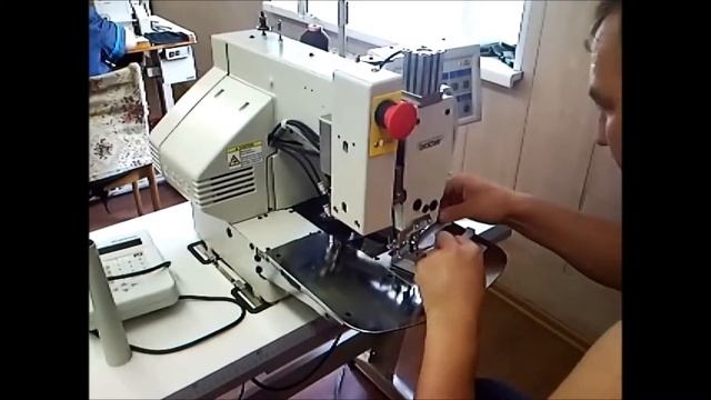 Циклическая машина программируемой строчки Brother KE438 на ремни смотреть онлайн