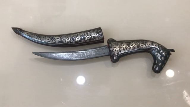 Пешкабз – боевой нож Индо-Персидского региона (Индия / Персия). Обзор. / Indian - Persian Knife смотреть онлайн