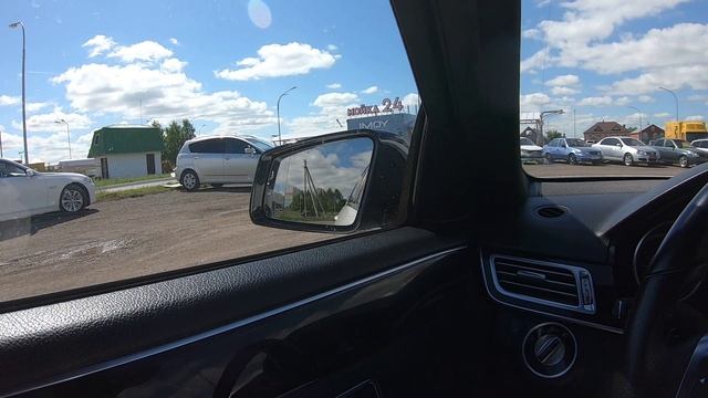 СОВЕРШЕННЫЙ АВТО 2013 Mercedes-Benz E200 (W212)