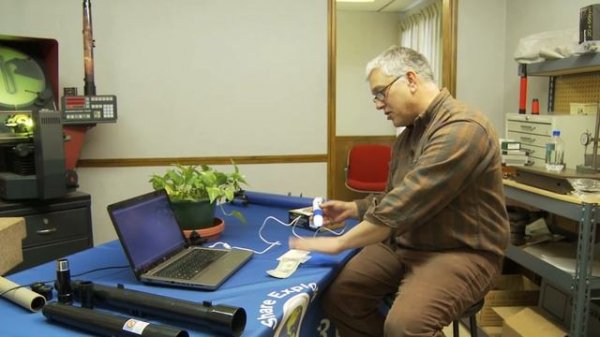 How To Use A MicroViewer 200x Digital Microscope