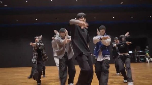 정국 Jung Kook ‘Standing Next to You’ Promotions Sketch