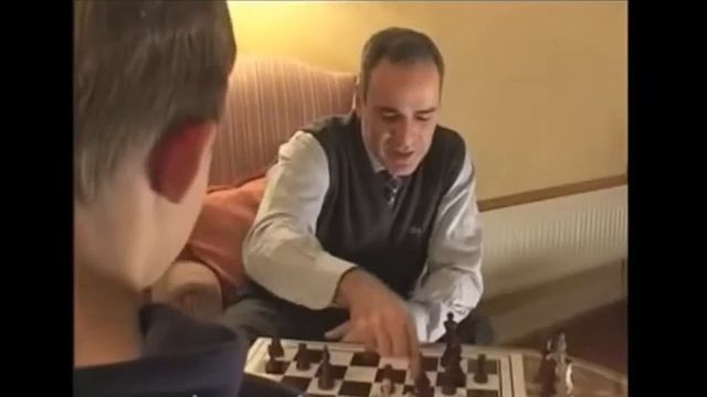 13 year old Magnus Carlsen gets a visit from Kasparov! смотреть онлайн