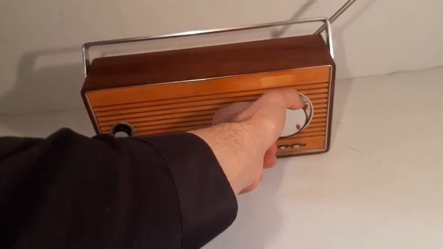 Dux transistor radio смотреть онлайн