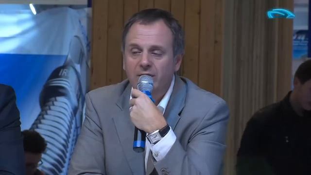 Comment choisir un compresseurs d'air - Gardner Denver et Guernet - Interview EquipAuto 2017 смотреть онлайн