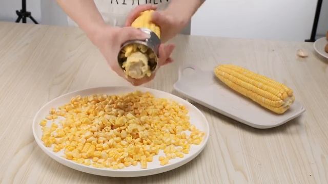 Round Shaped 304 Stainless Steel Household Corn Cutter Cob Corn Stripper Kitchen Tool смотреть онлайн
