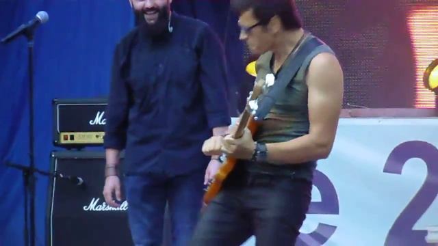 Amazing Guitarist! Alex Calancea Band