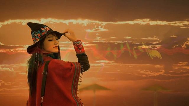 微風正好 | Ulyana Sergeenko Haute Couture Spring Summer 2021 смотреть онлайн