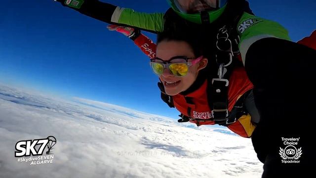 Tandem Skydive Salto de Paraquedas Algarve Isabel смотреть онлайн