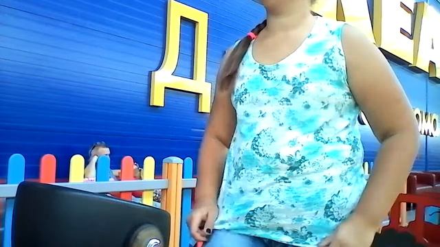 Шопимся в меге смотреть онлайн