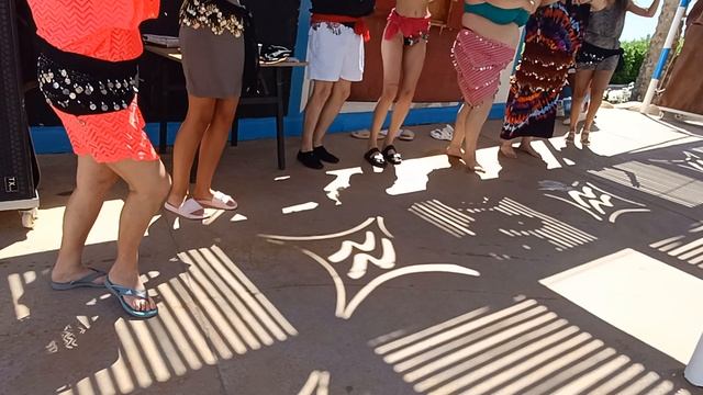 Rehana Royal Beach5.анимация