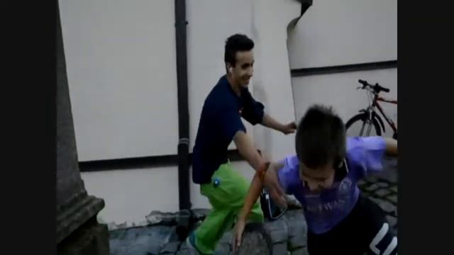 Last Holiday Training смотреть онлайн