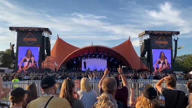 Haim 'The Wire' @roskildefestival 2022 смотреть онлайн