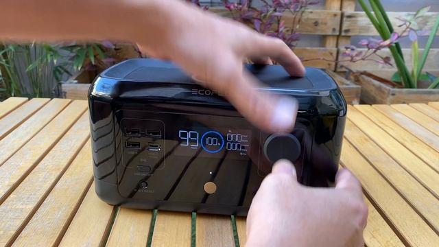 Ecoflow River Mini Wireless (210Wh of portable power) смотреть онлайн