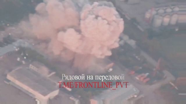 Прилет по складу ВСУ в Загрызово. Это к югу от российского прорыва к р. Оскол