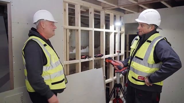 Milwaukee M18 VS M12 FUEL™| NARZĘDZIE WIELOFUNKCYJNE| Do przecinania podłóg ,ścian, do szlifowania смотреть онлайн
