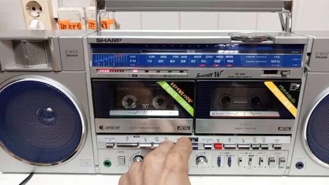 Магнитола Sharp GF-490 смотреть онлайн